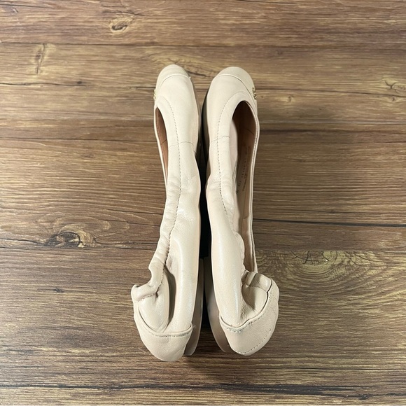 Tory Burch Cap Toe Leather Slip-On Flats Women’s Size 7 Shoes - Picture 5 of 8